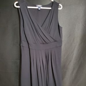 Sleeveless black dress